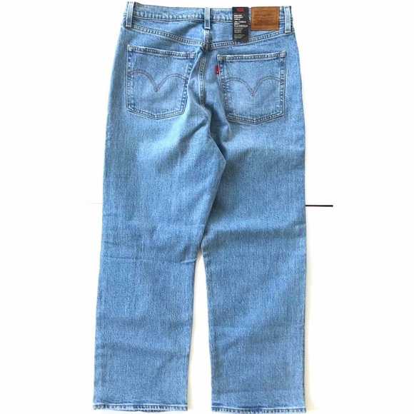 SOLD-Levi’s Ribcage Straight Ankle- NEW WITH TAGS - Picture 4 of 10